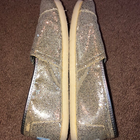 TOMS Silver Glitters Slip On Shoes - Picture 6 of 8